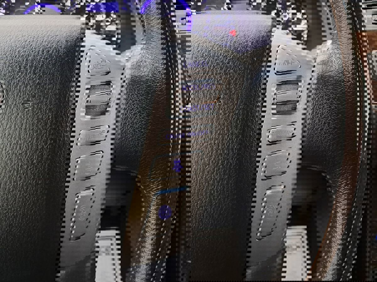 Used 2017 INFINITI QX80 4WD w/ Driver Assistance Package image 11