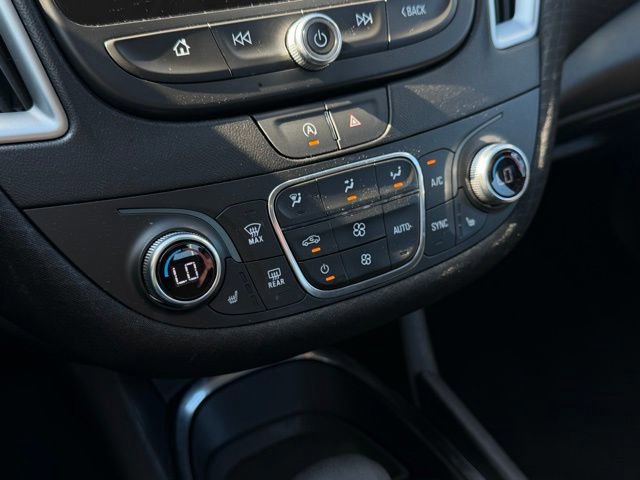 Used 2023 Chevrolet Malibu LT image 21