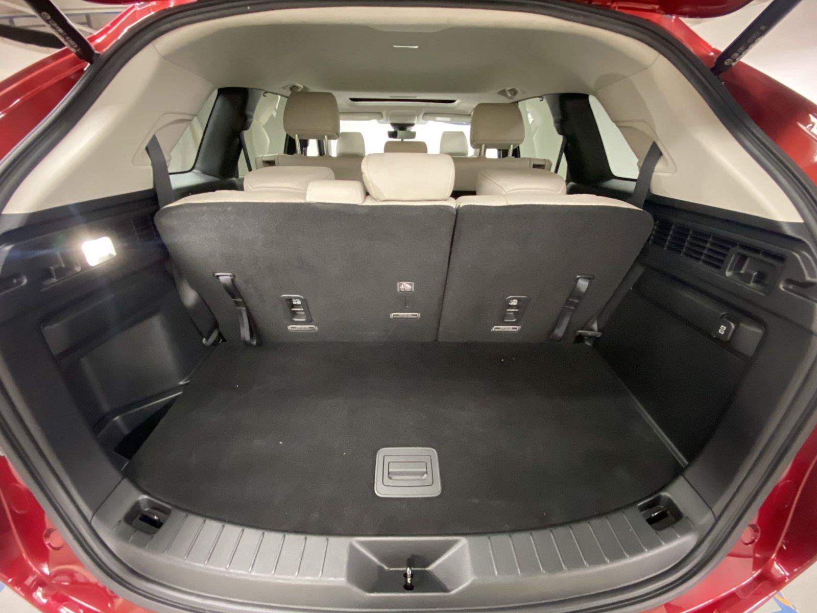 Used 2024 MAZDA CX-90 Plug-In Hybrid w/ Preferred AWD/4WD image 24
