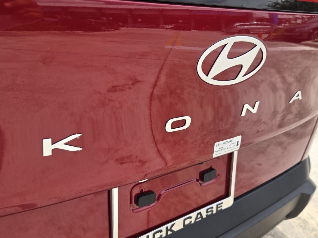 Used 2026 Hyundai Kona SE FWD image 14
