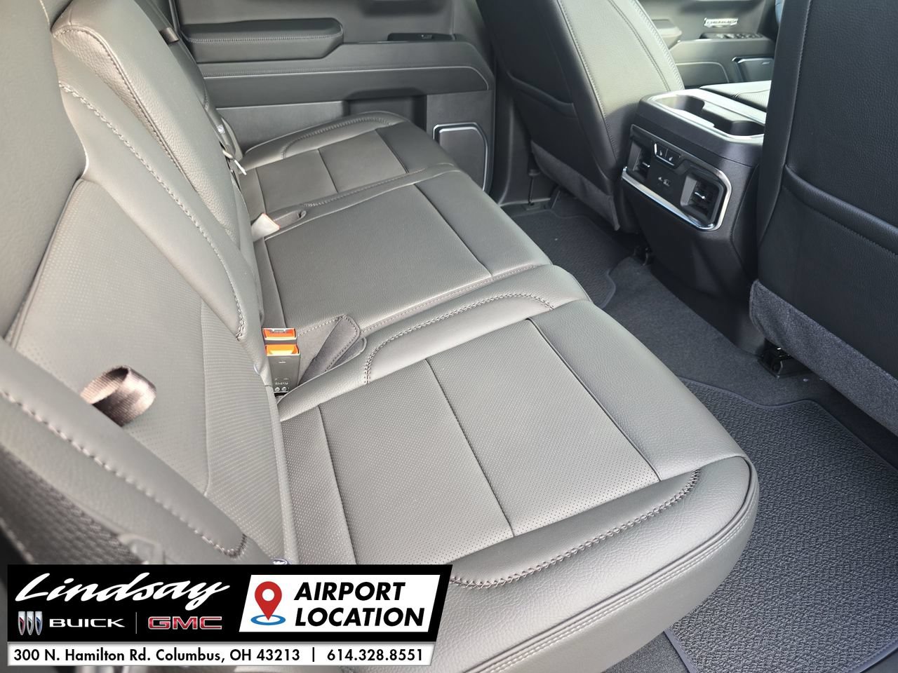 New 2026 GMC Sierra 1500 Denali w/ Denali Reserve Package AWD/4WD image 29