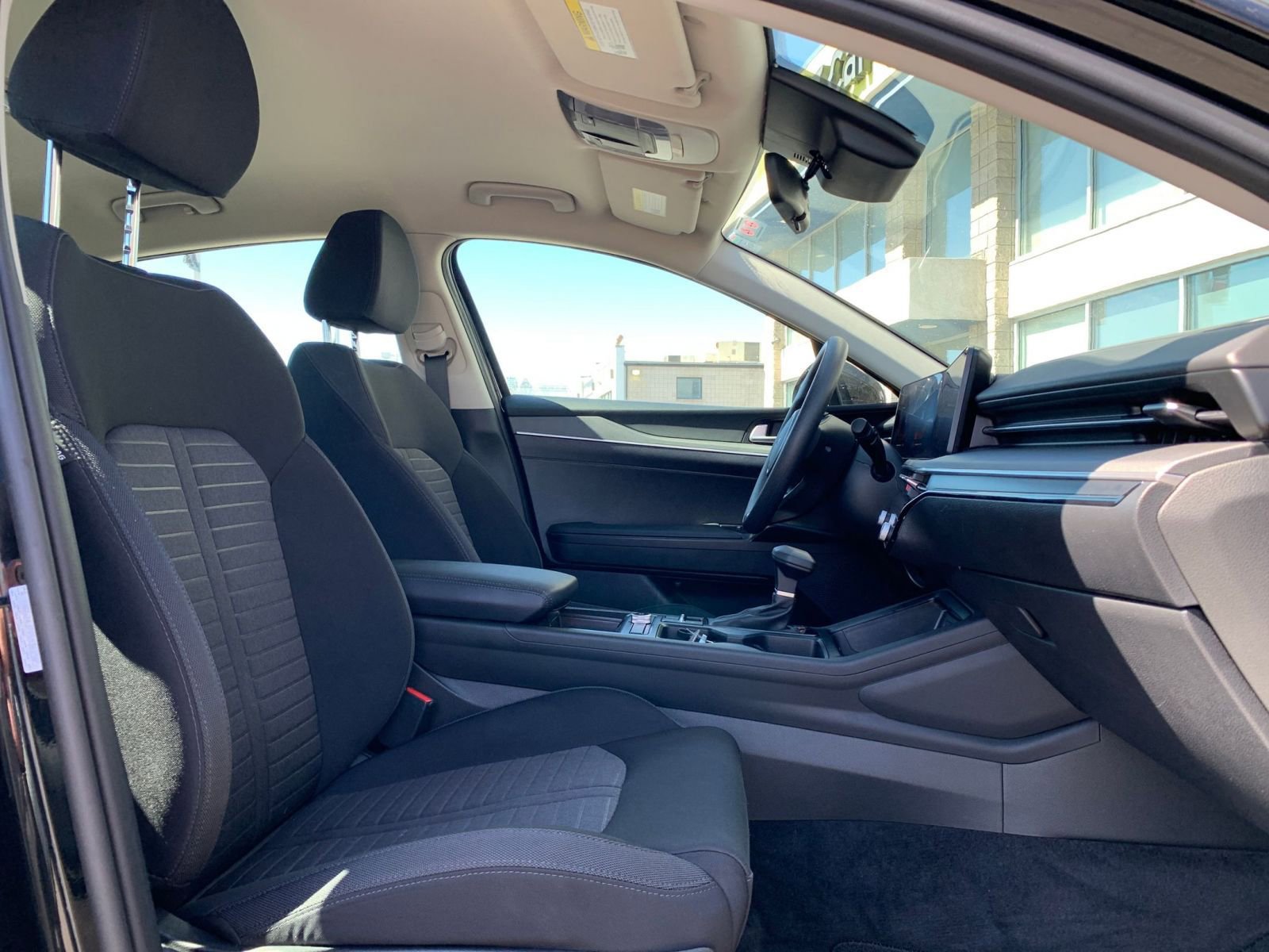 Used 2025 Kia K5 LXS image 36