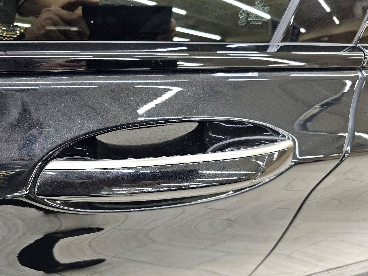 Used 2018 BMW M760i xDrive AWD/4WD image 12
