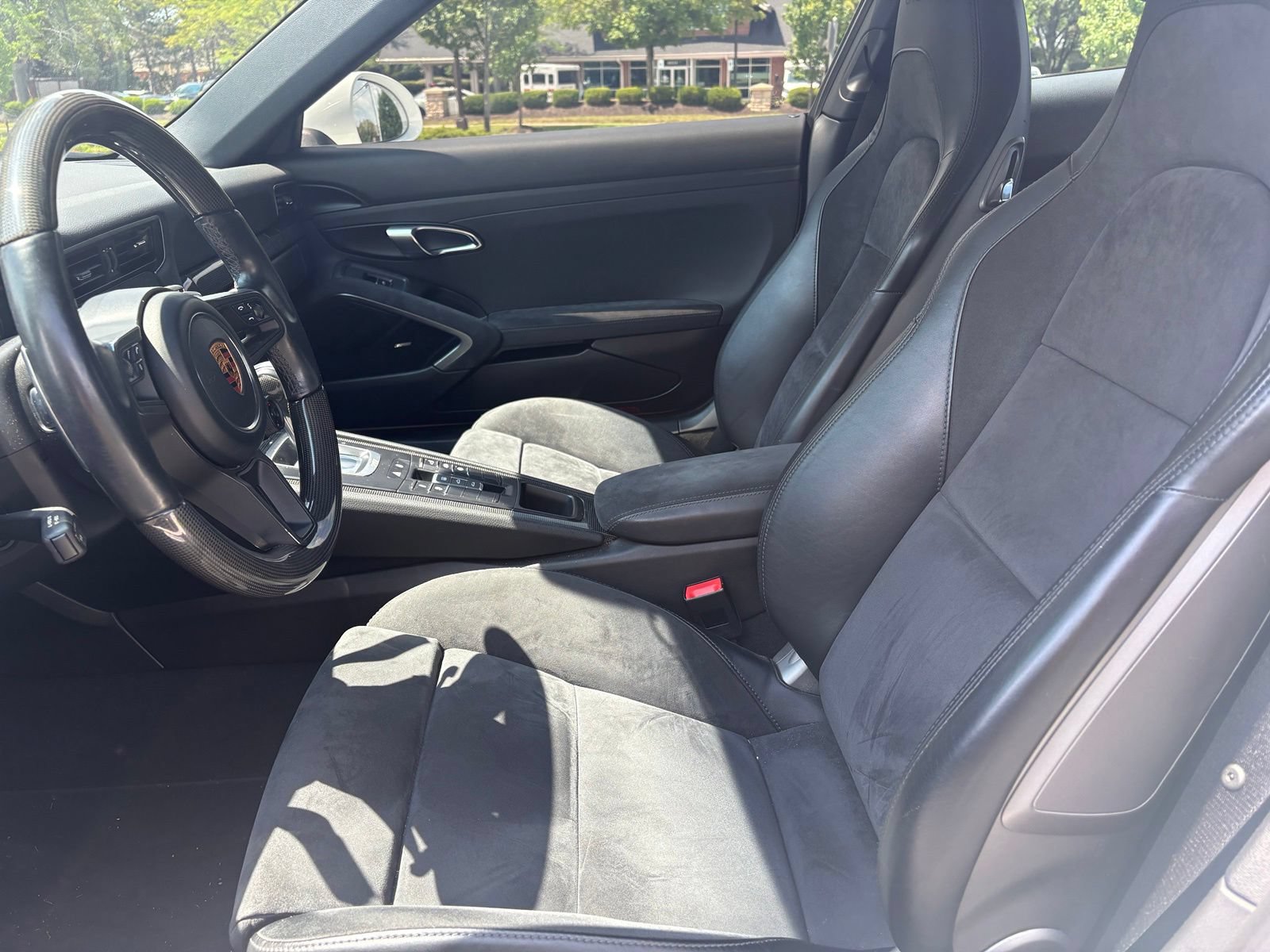 Used 2018 Porsche 911 Carrera GTS RWD image 9