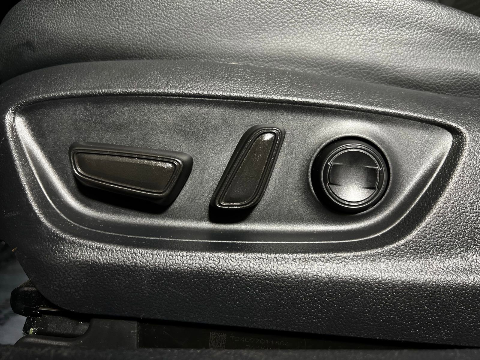 Certified 2024 Toyota Camry SE FWD image 14