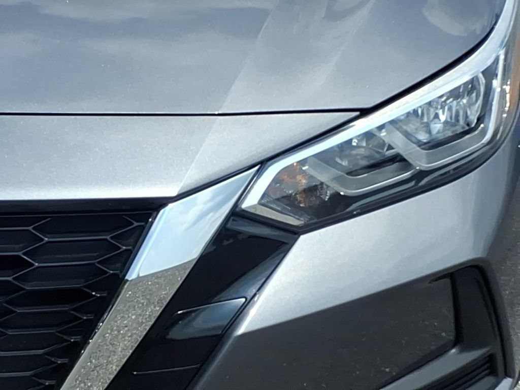 Used 2023 Nissan Sentra SV FWD image 8