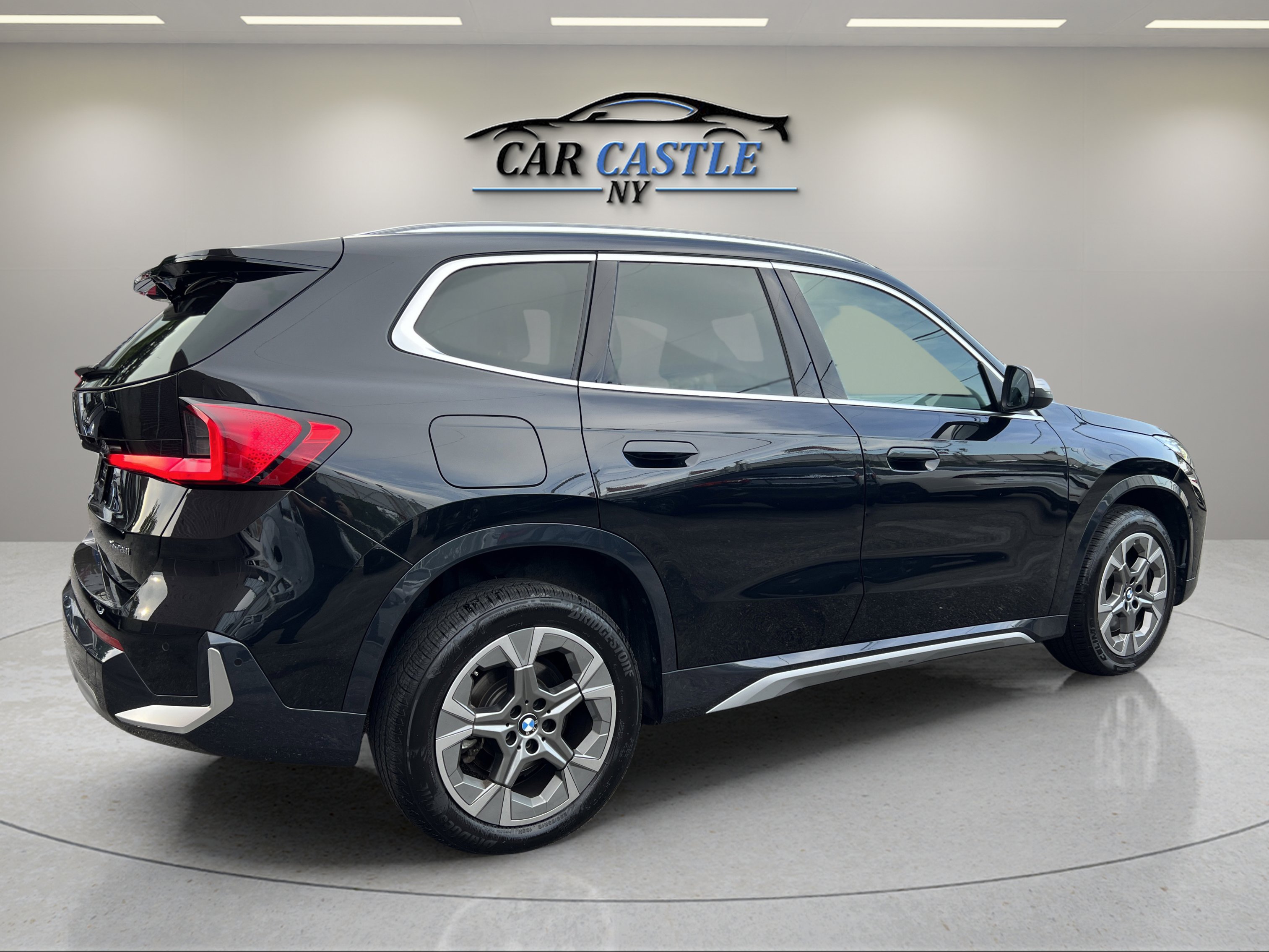 Used 2024 BMW X1 xDrive28i image 7