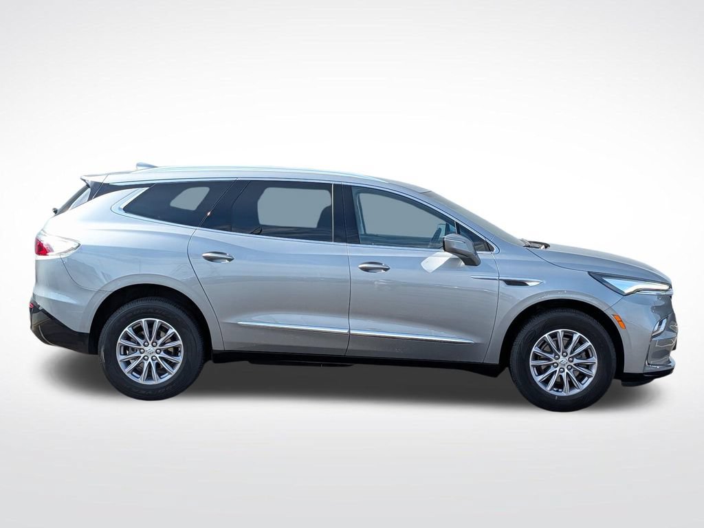 Used 2023 Buick Enclave Essence w/ LPO, Floor Liner Package FWD video 2