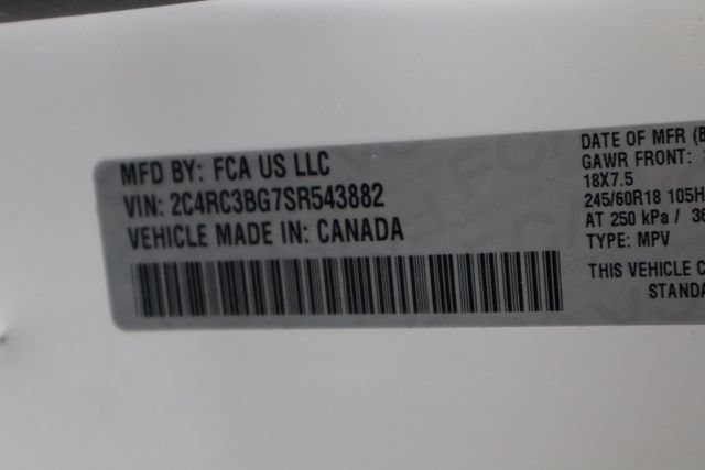 Used 2025 Chrysler Pacifica Select AWD/4WD image 36