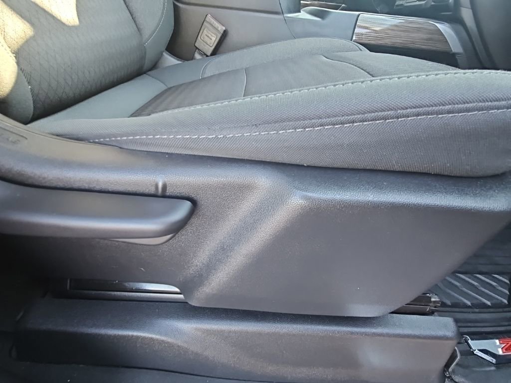 Certified 2020 Chevrolet Silverado 1500 RST image 27