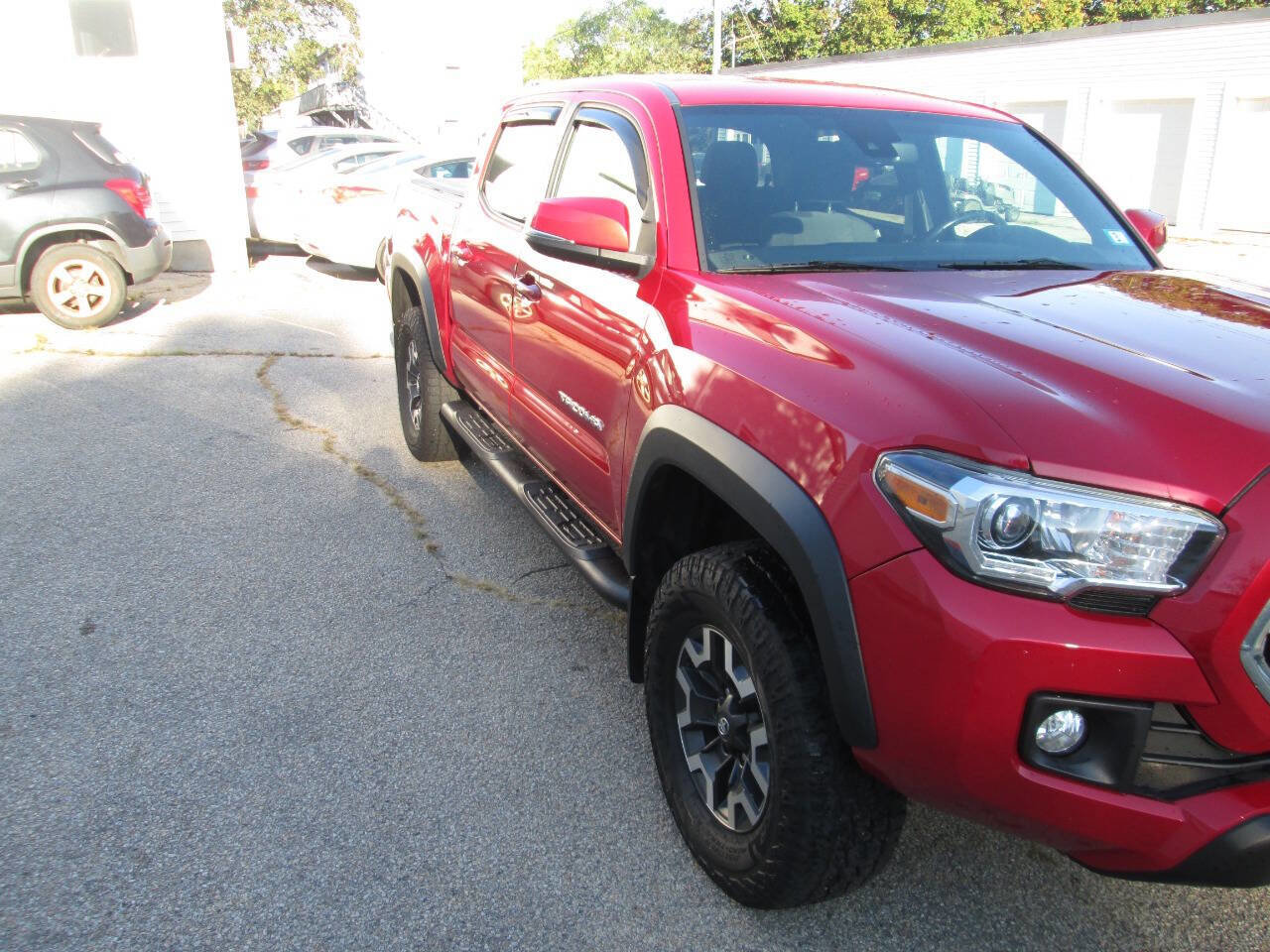 Used 2019 Toyota Tacoma TRD Off-Road image 5