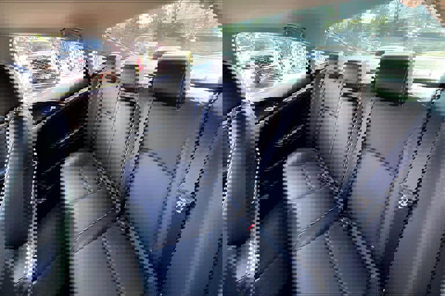 Used 2019 Honda Civic EX-L image 18