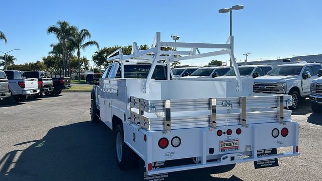 New 2025 Ford F550 2WD SuperCab Super Duty image 4