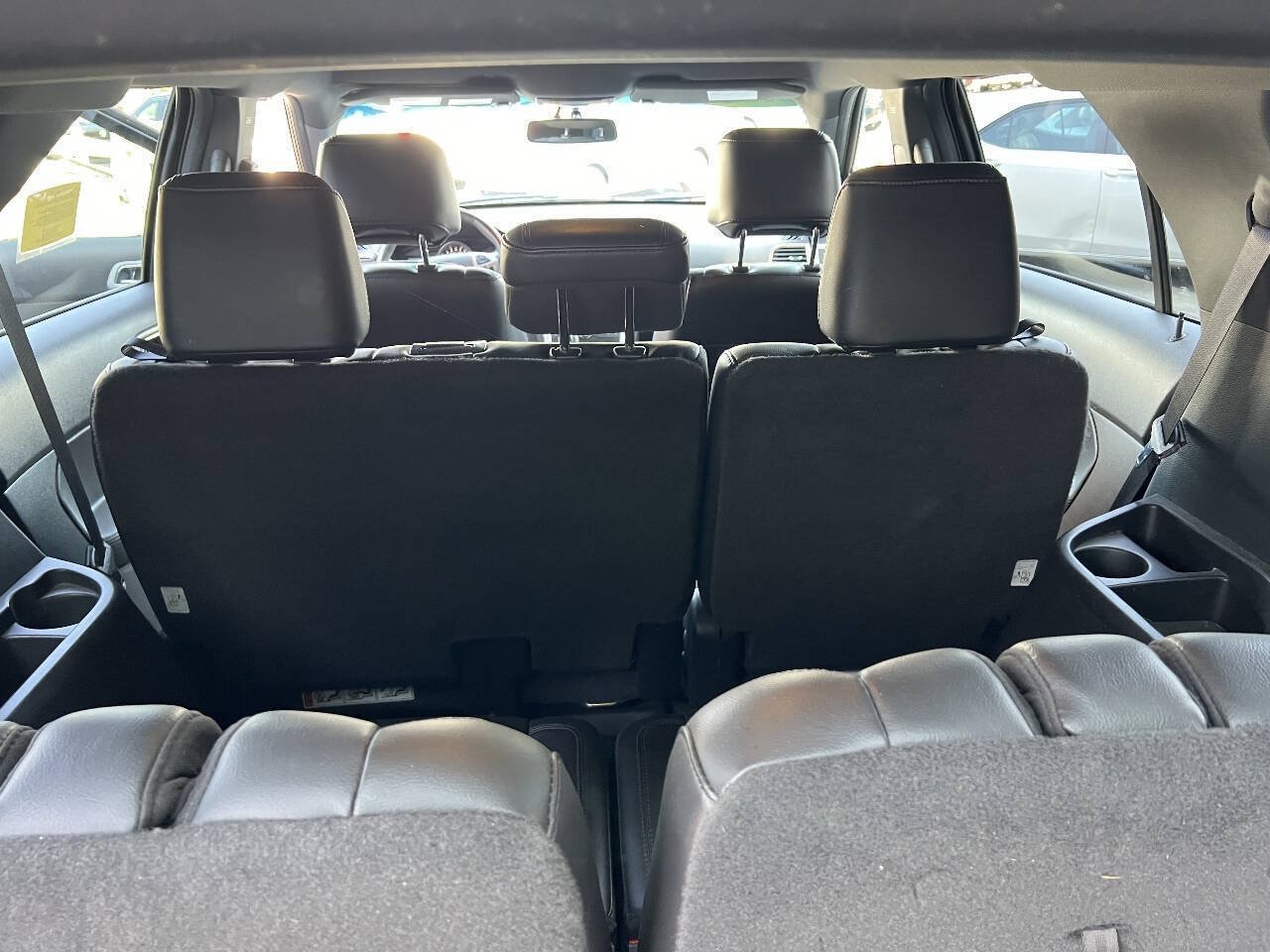 Used 2014 Ford Explorer XLT w/ Equipment Group 202A AWD/4WD image 22