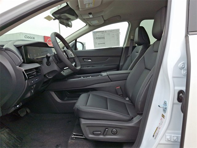 Certified 2025 Nissan Murano SV image 11