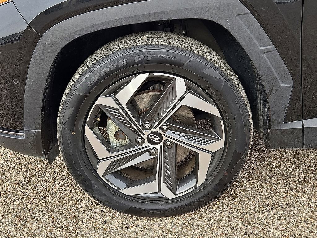 Used 2023 Hyundai Tucson Limited image 11