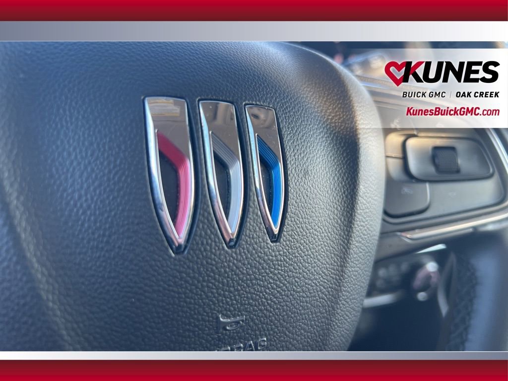 Used 2024 Buick Encore GX Sport Touring image 18