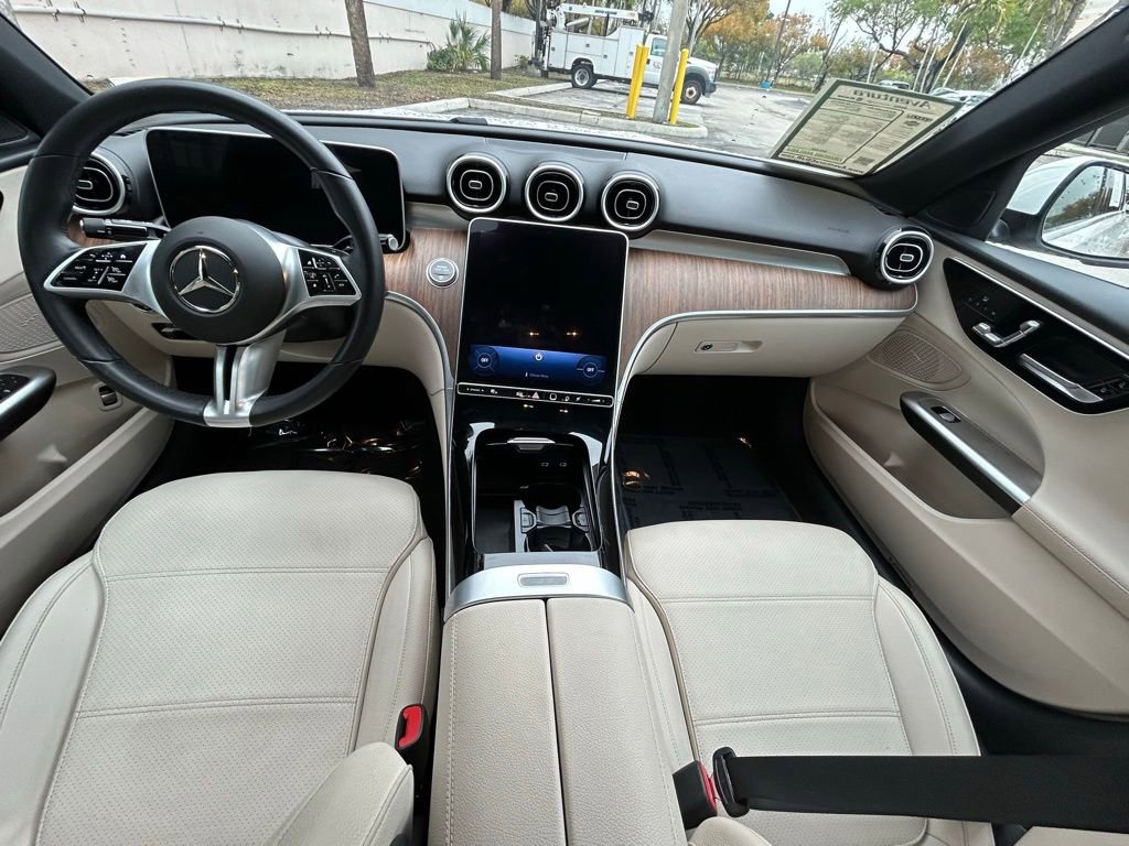 Used 2025 Mercedes-Benz C 300 4MATIC Sedan image 10