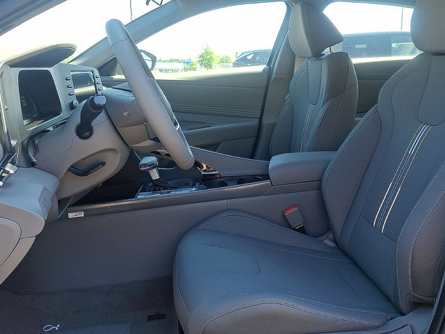 New 2026 Hyundai Elantra SEL Sport Premium FWD image 8