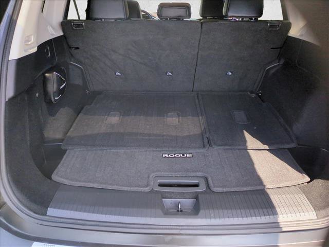 Used 2021 Nissan Rogue SV w/ Premium Package AWD/4WD image 6