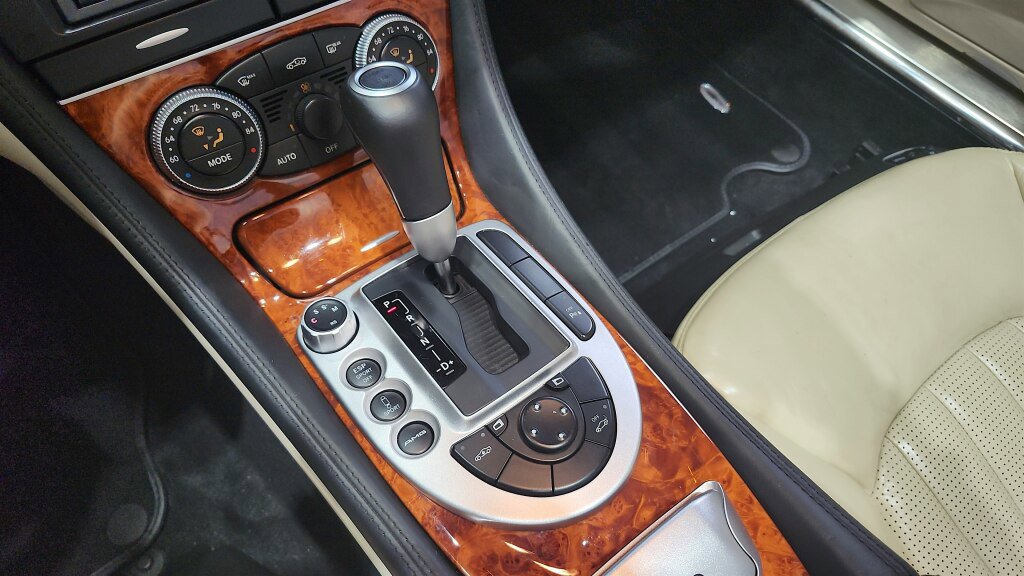 Used 2009 Mercedes-Benz SL 63 AMG image 20