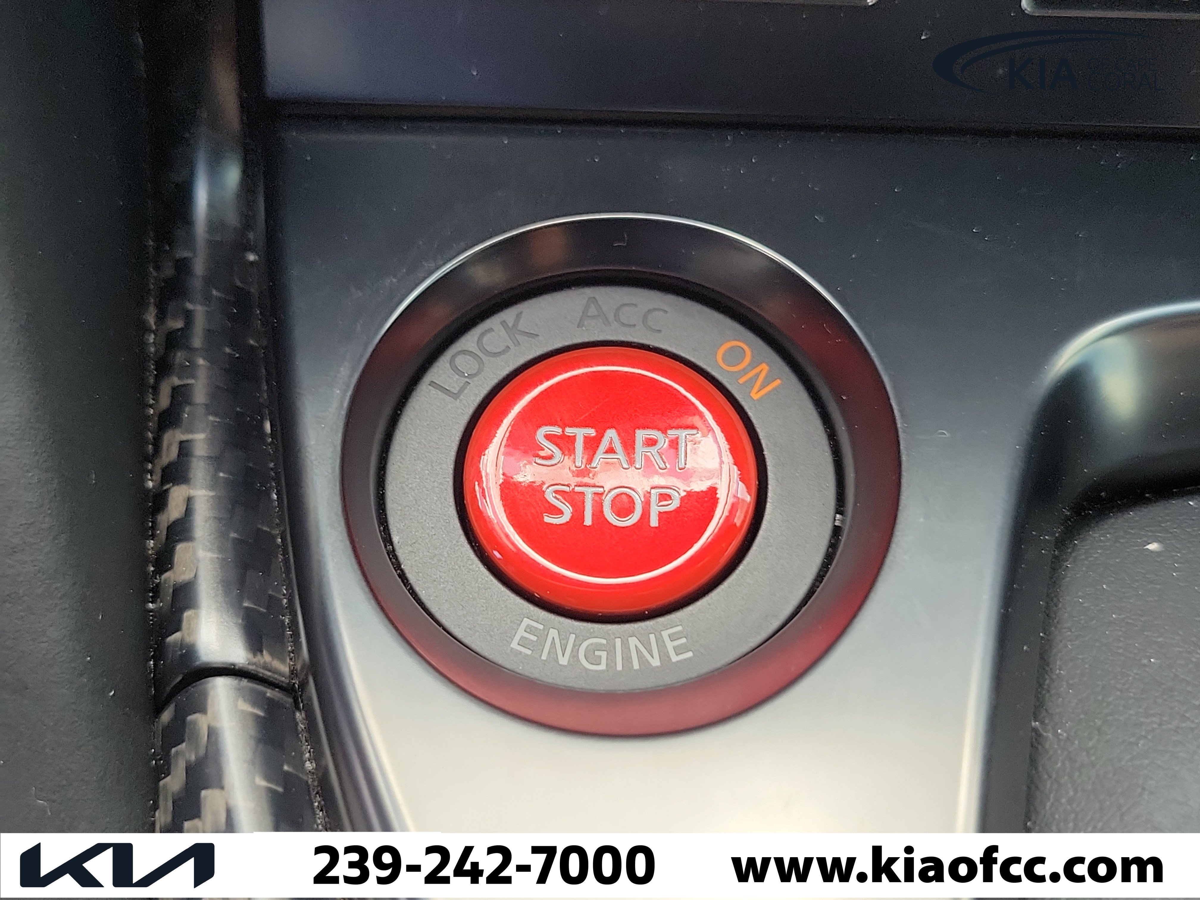 Used 2020 Nissan GT-R Premium AWD/4WD image 30