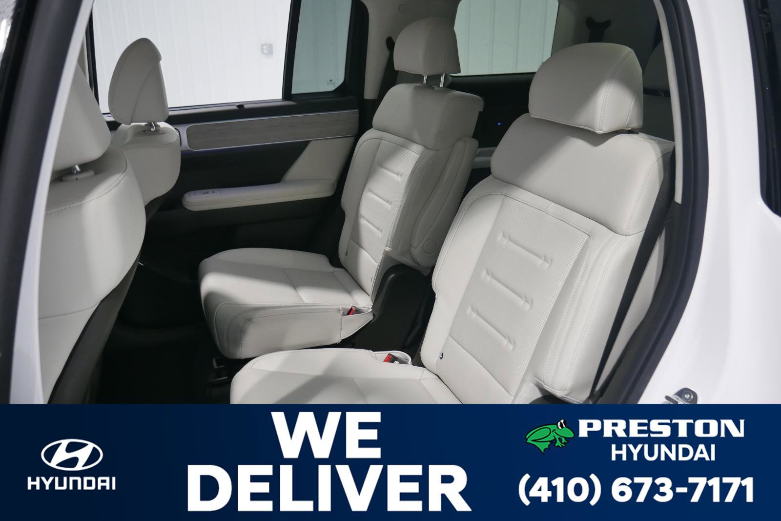 Used 2025 Hyundai Santa Fe Calligraphy image 11