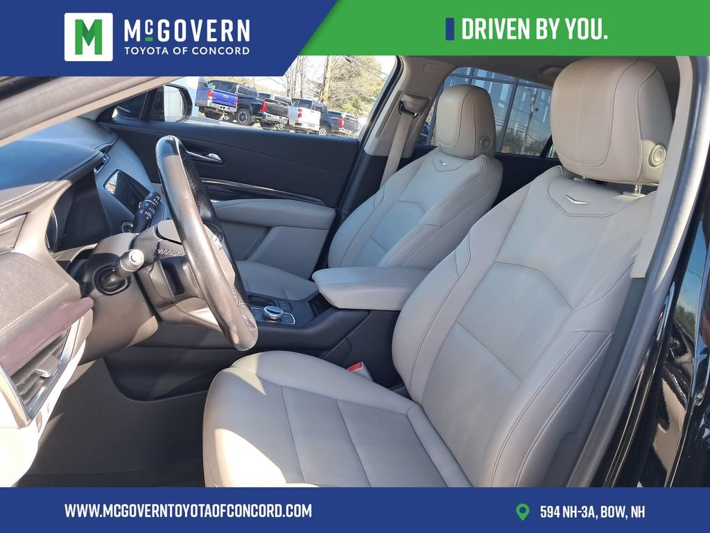Used 2020 Cadillac XT4 Luxury AWD/4WD image 17