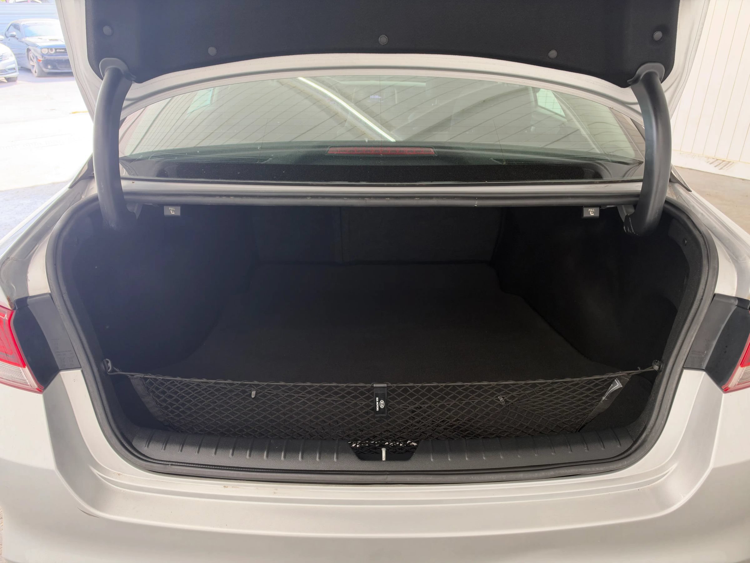 Used 2016 Kia Optima LX FWD image 12