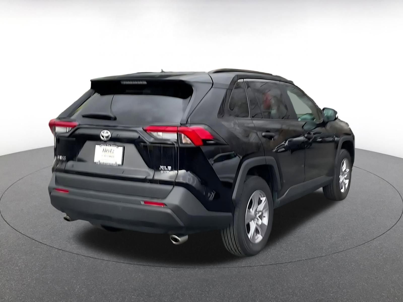 Used 2025 Toyota RAV4 XLE image 14