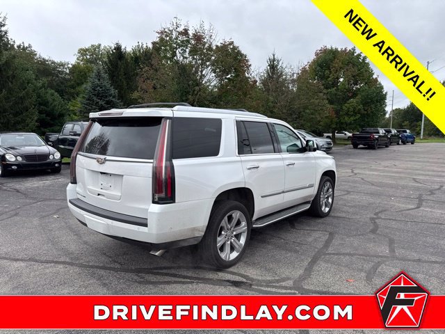 Used 2019 Cadillac Escalade Luxury AWD/4WD image 7