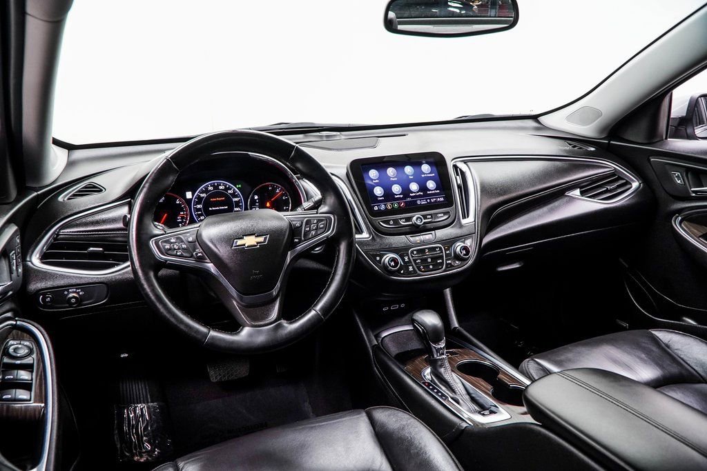 Used 2024 Chevrolet Malibu LT FWD image 5