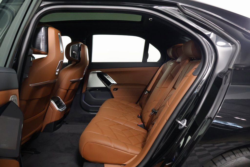 New 2026 BMW i7 eDrive50 image 6