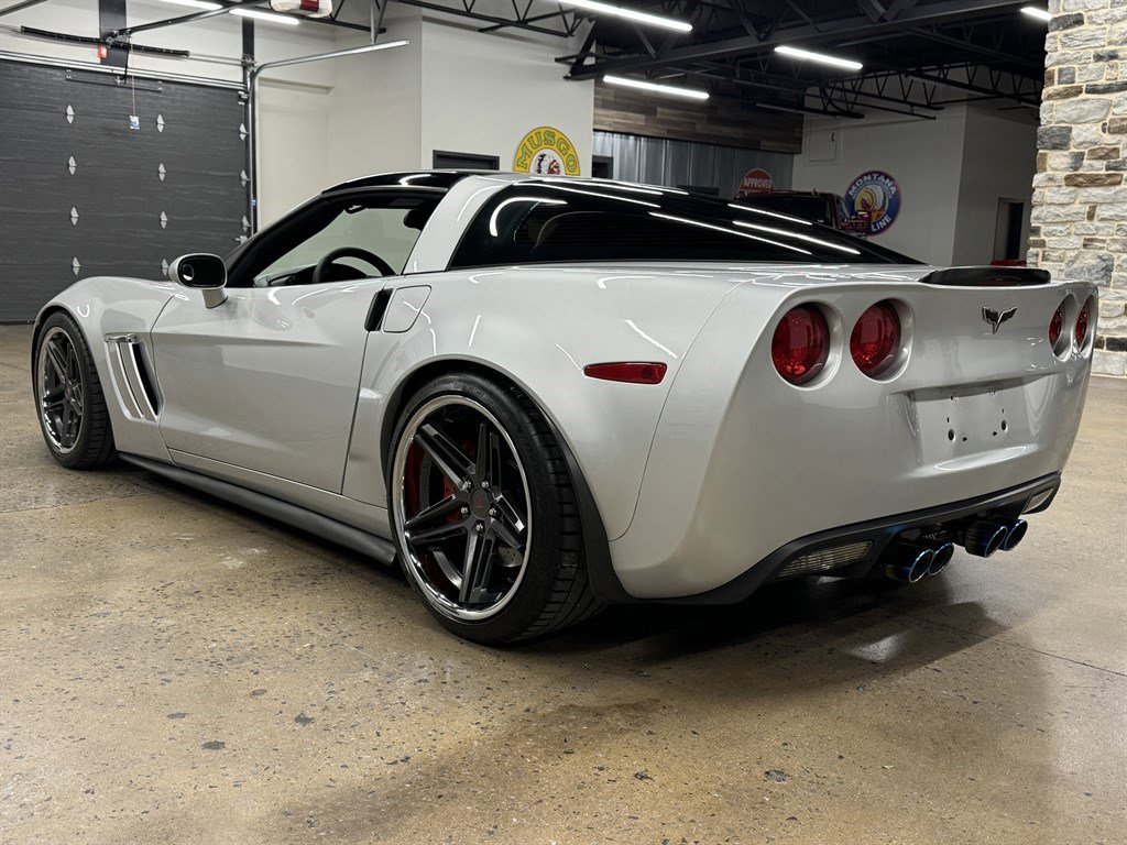 Used 2011 Chevrolet Corvette Grand Sport w/ Preferred Equipment Group image 11