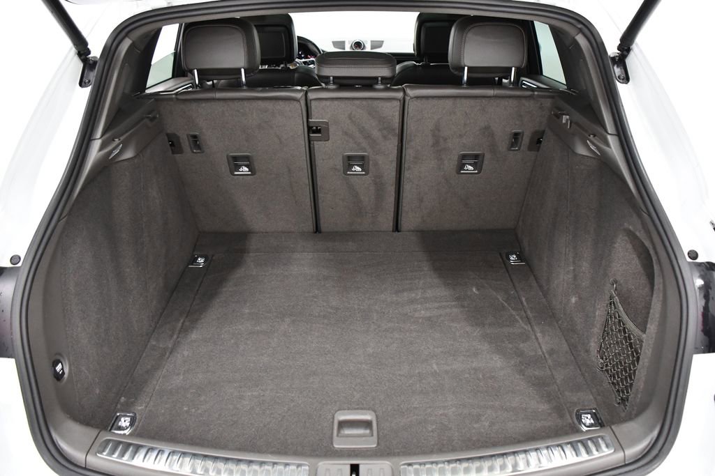 Used 2021 Porsche Macan image 22