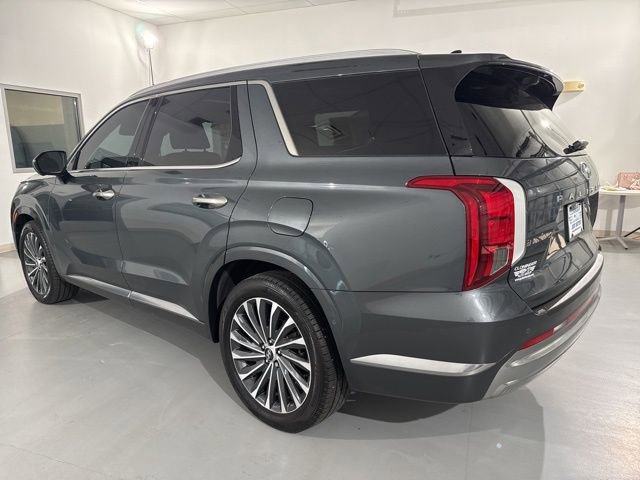 Used 2023 Hyundai Palisade Calligraphy FWD image 6