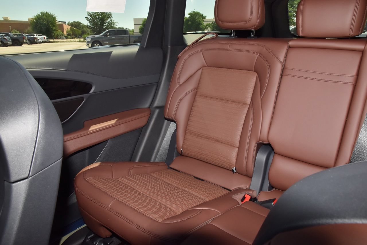 New 2026 Lincoln Nautilus Reserve w/ Jet Appearance Package AWD/4WD image 25