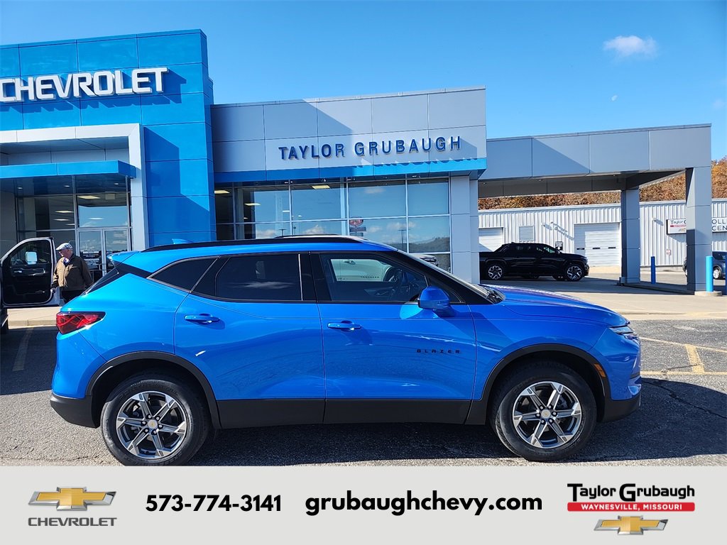 Used 2024 Chevrolet Blazer LT w/ Convenience Package image 1