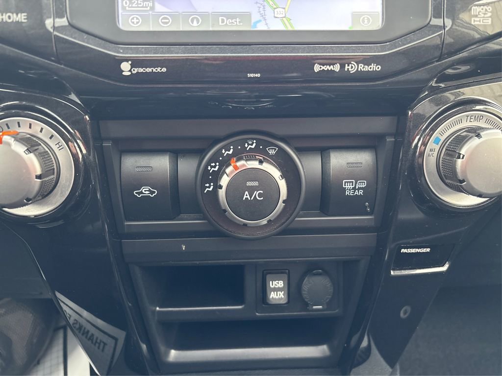 Used 2018 Toyota 4Runner TRD Off-Road Premium image 31