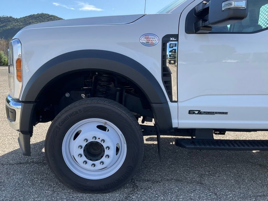 Used 2024 Ford F450 XL w/ XL Chrome Package image 12