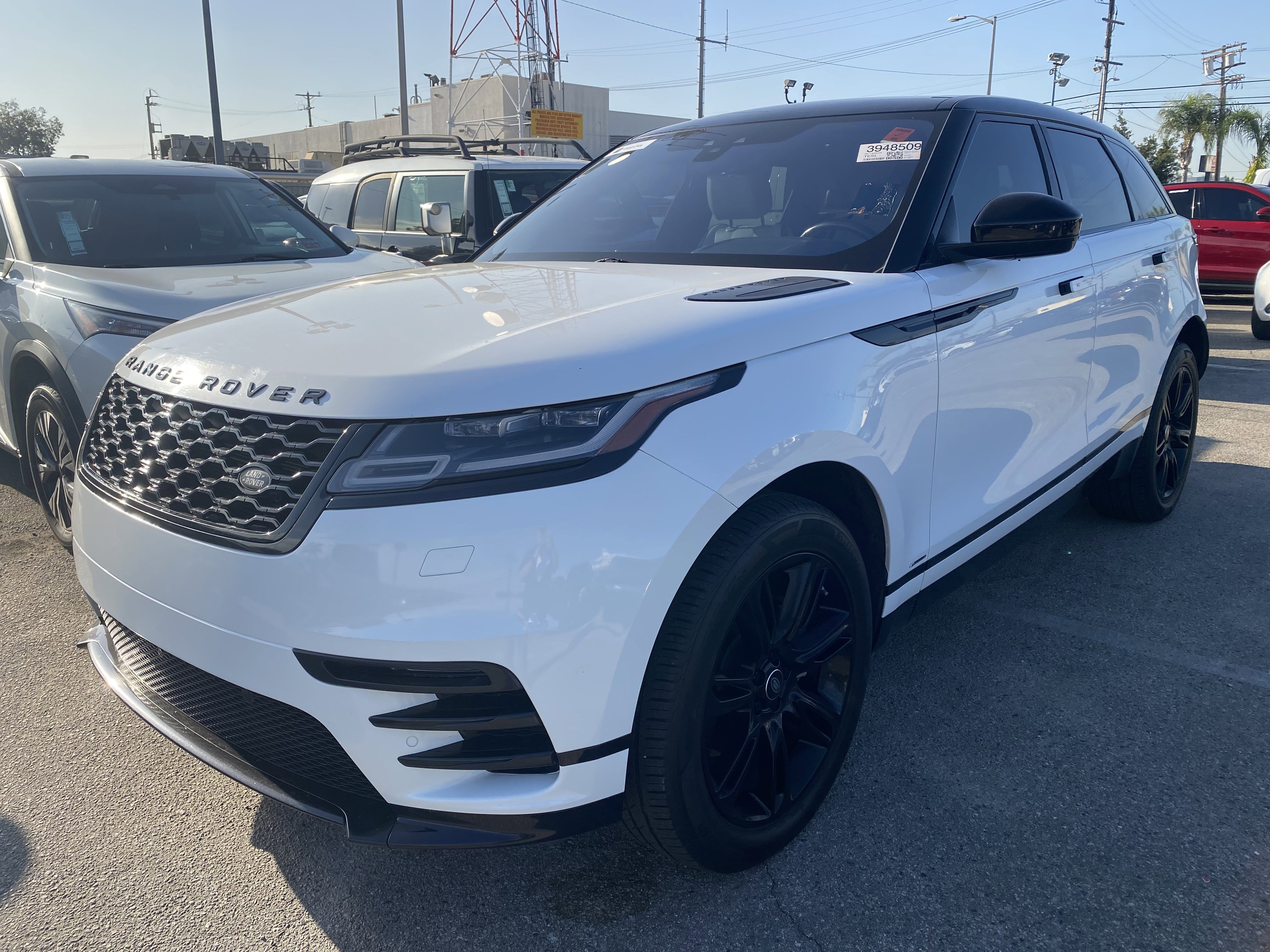 Used 2020 Land Rover Range Rover Velar R-Dynamic S image 2