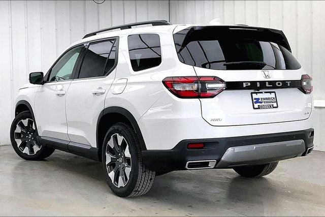 New 2026 Honda Pilot Elite image 5