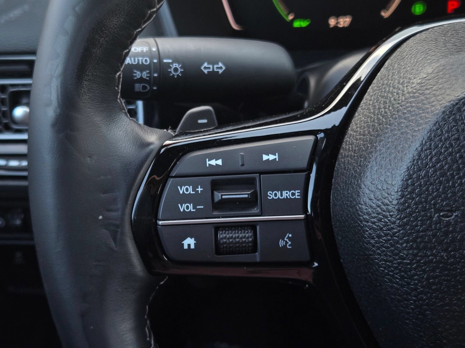 Used 2025 Honda Civic Sport image 19