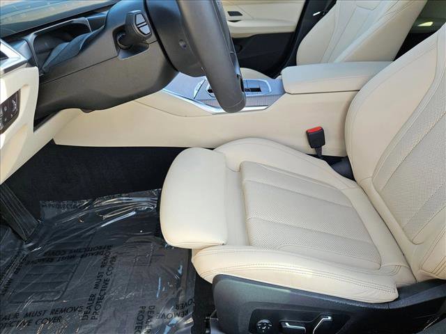 Used 2025 BMW i4 eDrive40 image 16