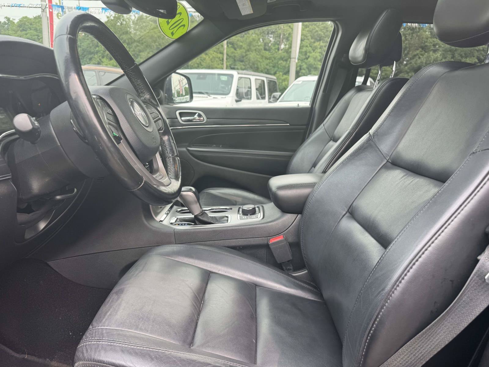 Used 2020 Jeep Grand Cherokee Limited AWD/4WD image 13
