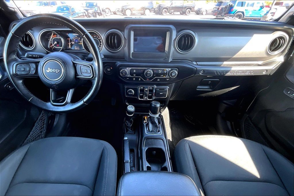 Used 2022 Jeep Wrangler Unlimited Sport AWD/4WD image 9