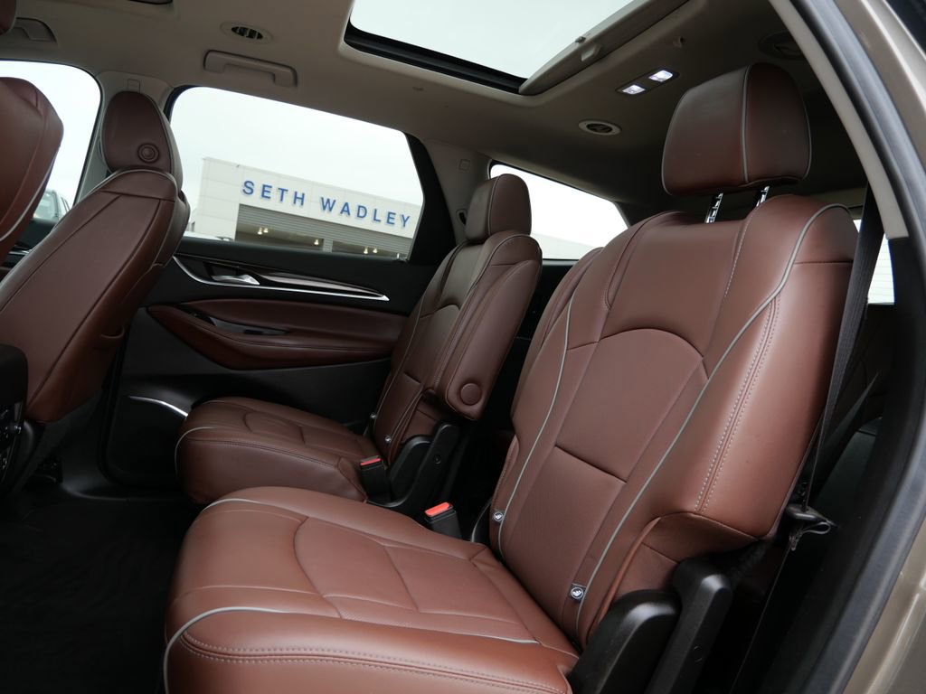 Used 2020 Buick Enclave Avenir w/ Avenir Technology Package FWD image 15