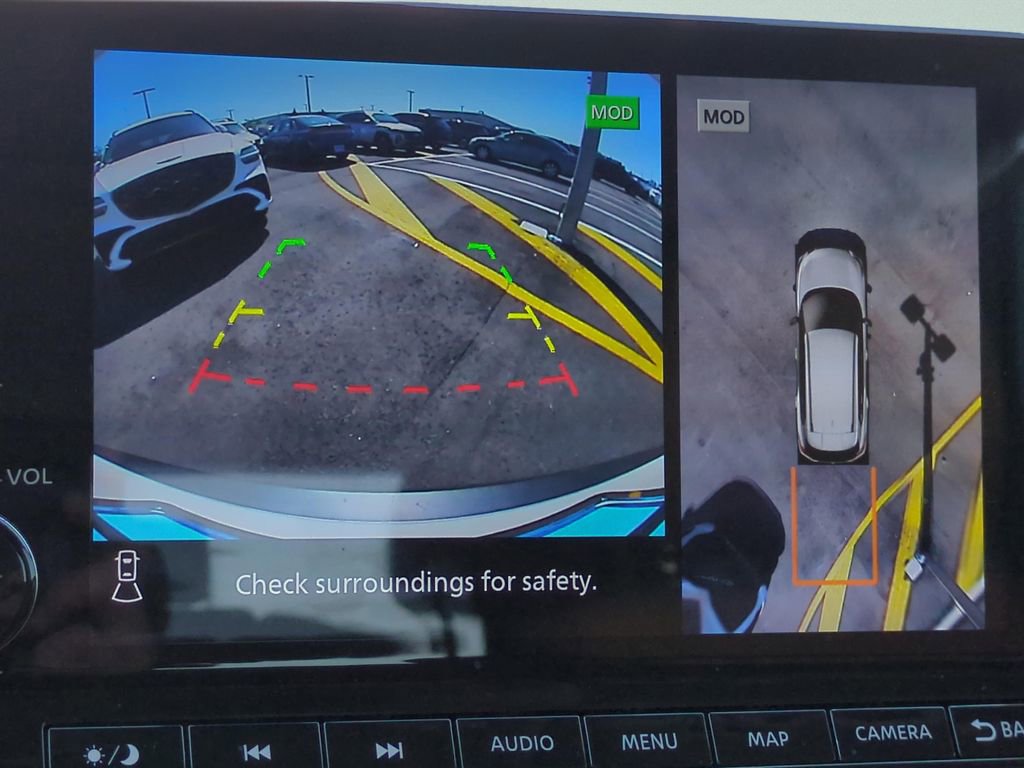 Used 2023 Nissan Rogue Platinum w/ Platinum Premium Package image 17