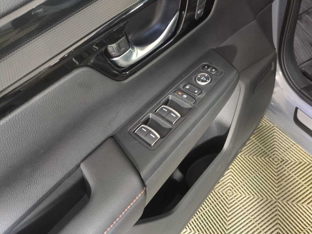 Certified 2023 Honda CR-V Sport Touring image 12
