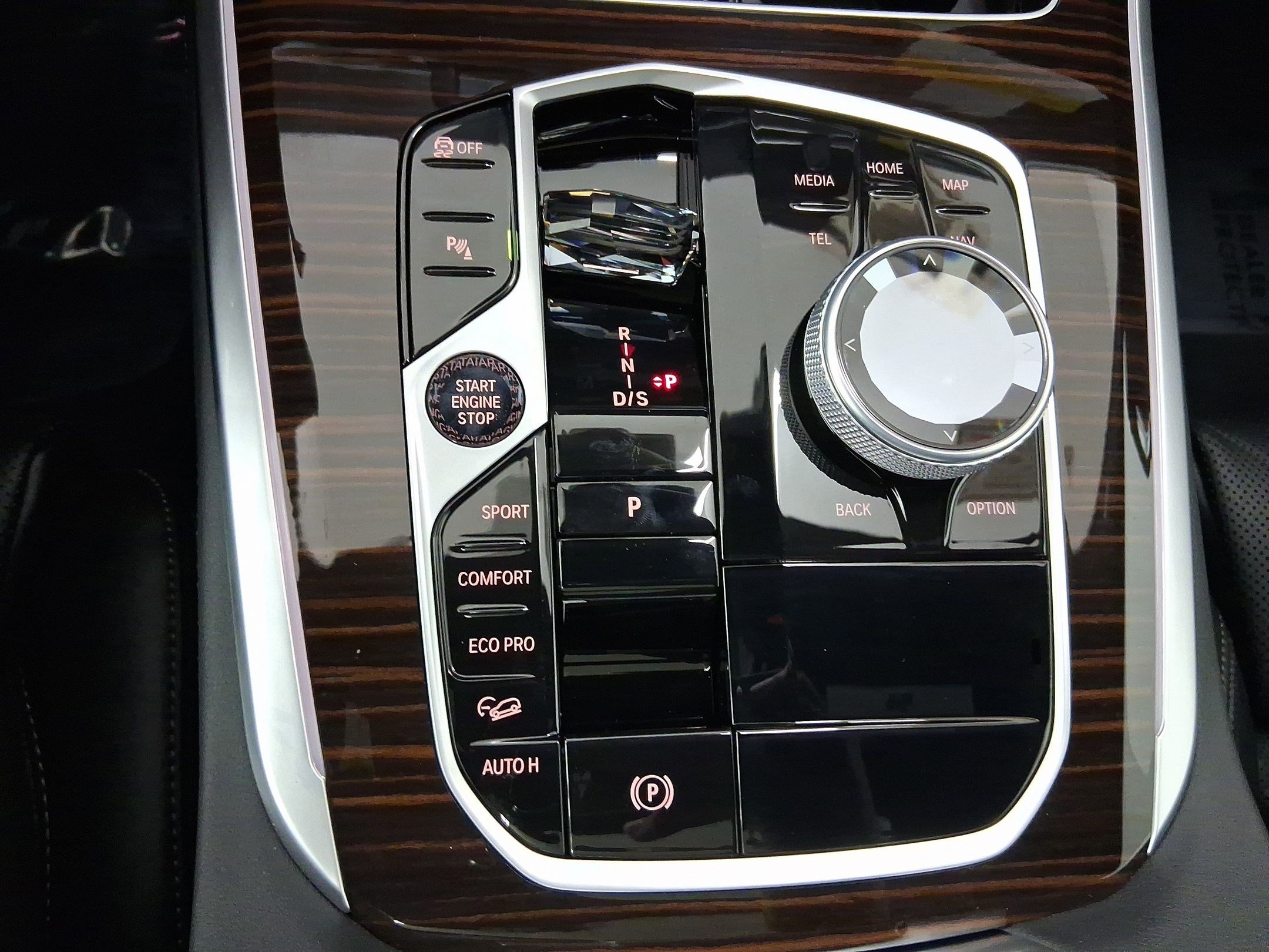 New 2026 BMW X5 xDrive40i w/ Executive Package image 16